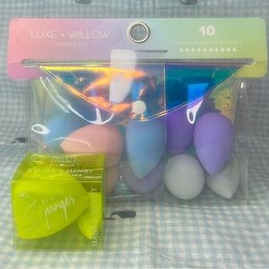 Luxe + Willow 10pc Blender Set and 2 Hank & Henry Beauty Sponges